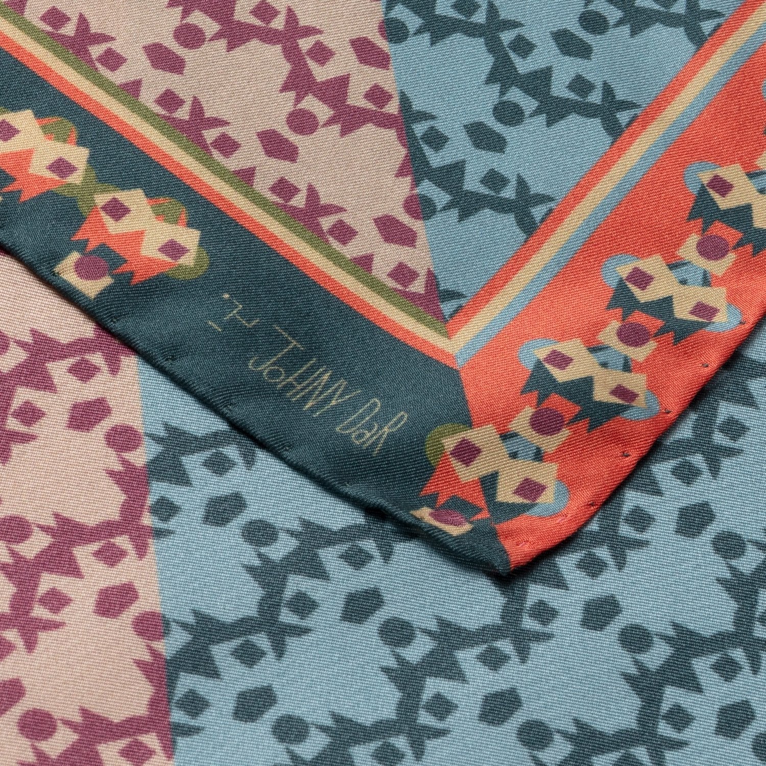 Scarves & Foulards